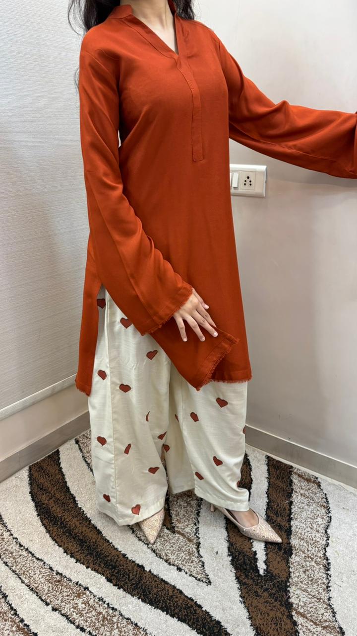 Hania amir set_26_05_20_01