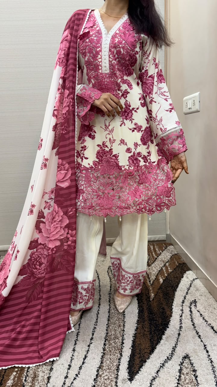 Zia Farshi set_03