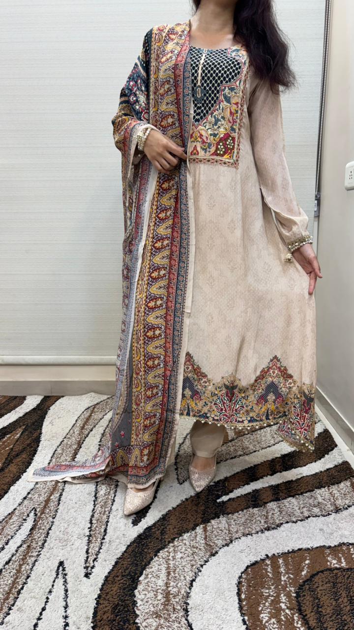 Riwaz collection_26_05_18_03